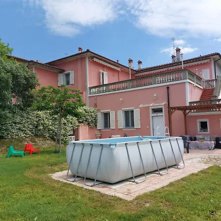 Campagna, Indipendente Con Giardino 500 Mq E Piscina Privati Сasa de vacaciones *