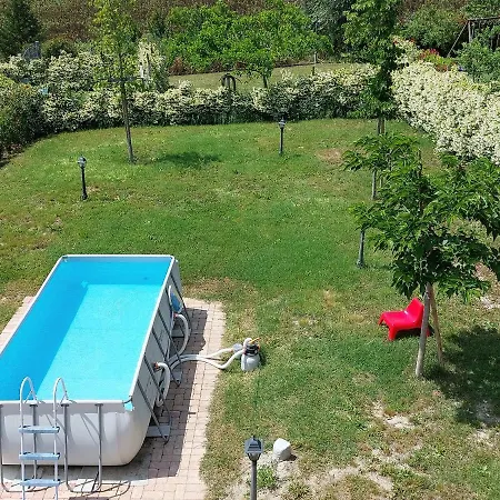 Campagna, Indipendente Con Giardino 500 Mq E Piscina Privati Empoli