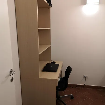 Campagna, Indipendente Con Giardino 500 Mq E Piscina Privati Empoli